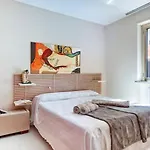 Guest house Casa Castriota 3*